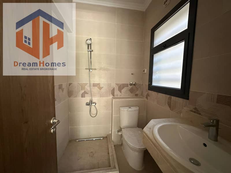 7 35b6469e-0434-40fb-94d1-e22938f99ad3. jpg