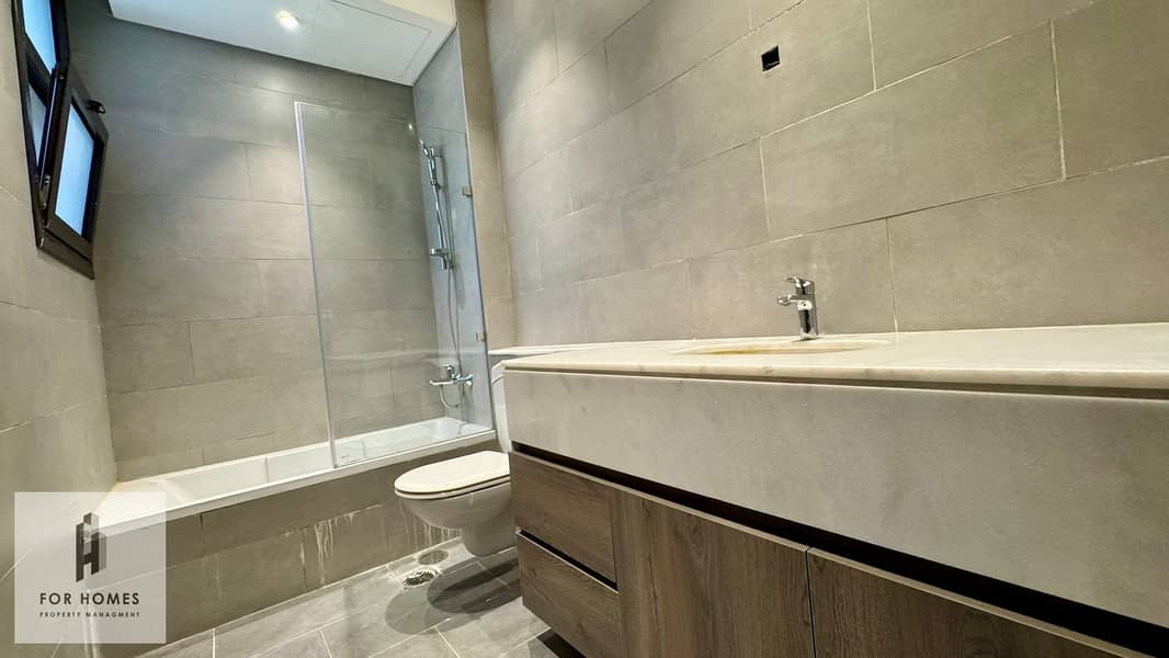 10 WhatsApp Image 2025-10-28 at 1.26. 42 PM (1). jpeg