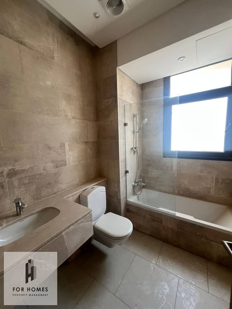 4 WhatsApp Image 2025-10-28 at 1.34. 18 PM (1). jpeg