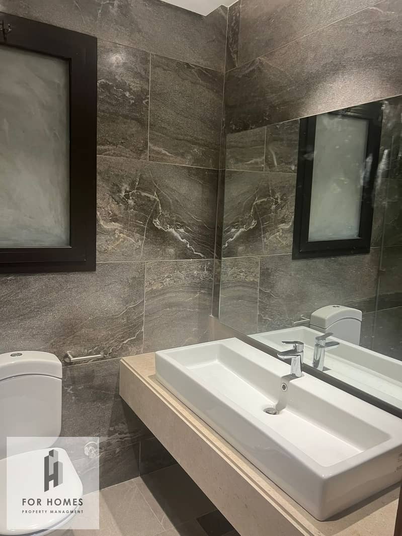 6 WhatsApp Image 2025-10-28 at 8.32. 48 PM (2). jpeg