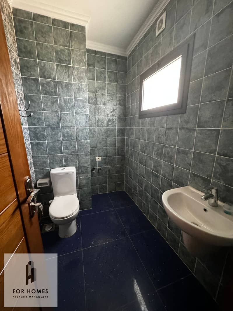 4 WhatsApp Image 2025-10-30 at 2.56. 17 PM. jpeg