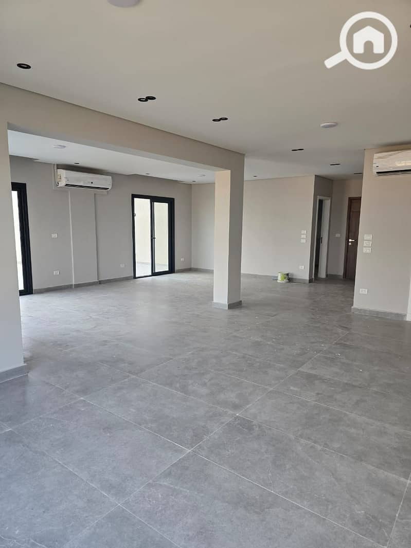 2 WhatsApp Image 2025-11-02 at 1.34. 21 PM. jpeg