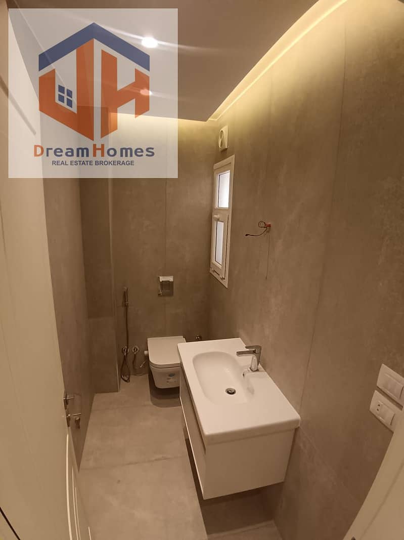 18 WhatsApp Image 2025-11-02 at 13.41. 56. jpeg