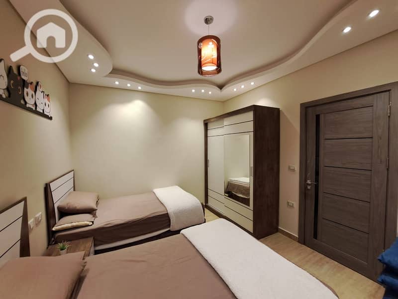 2 3dc584fb-24dc-407d-bc0a-c755d1bf0f09. jpg