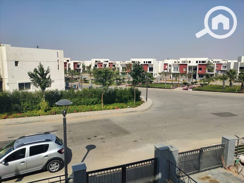 3 8fedb2e6-8713-4de2-b2e0-687965865cbf. jpg