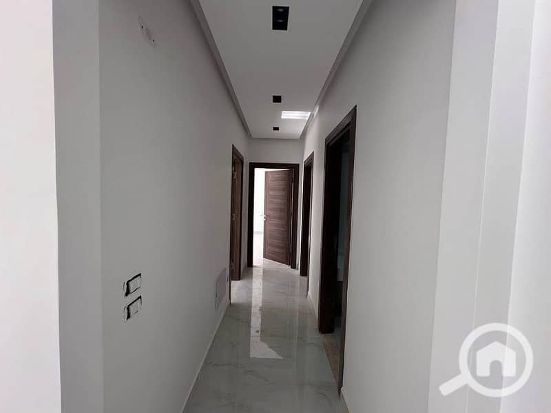 3 480000271_1677728453140038_9219873167887163837_n. jpg