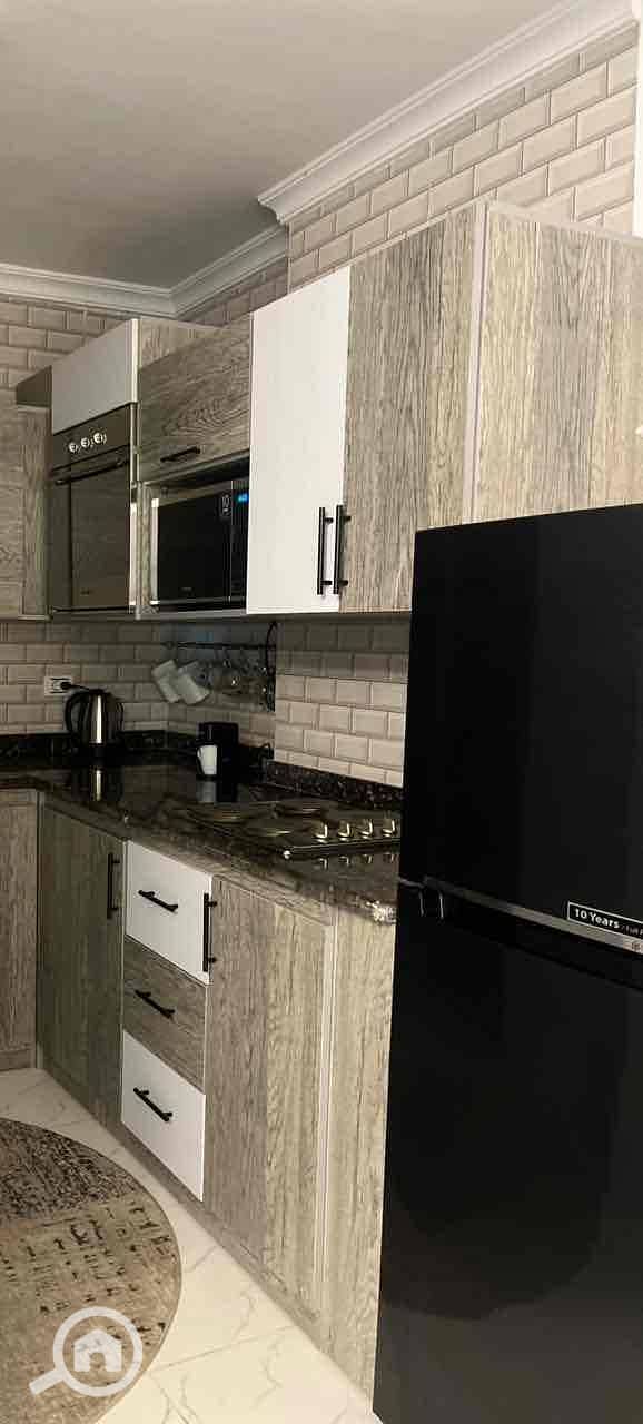 14 70e75cae-2c94-4f39-b9a2-d3674bb93f4c. jpg