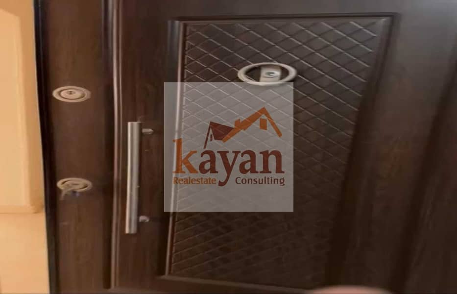 14 d83eb209-440d-468f-b6d9-f75a4c19717a. jpg