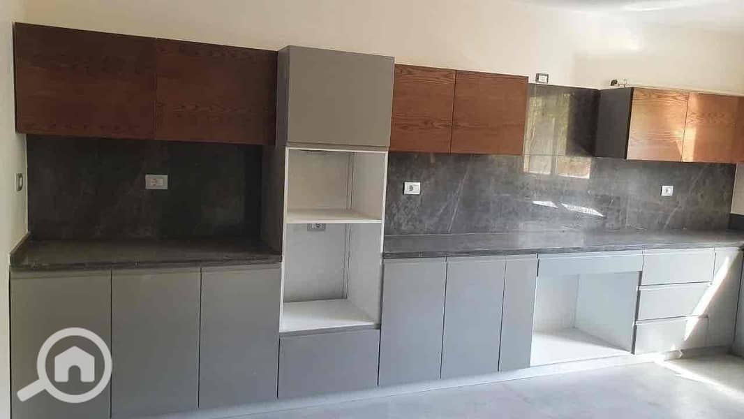 9 2d678dbc-fce4-4d86-9c84-90096771d869. jpg