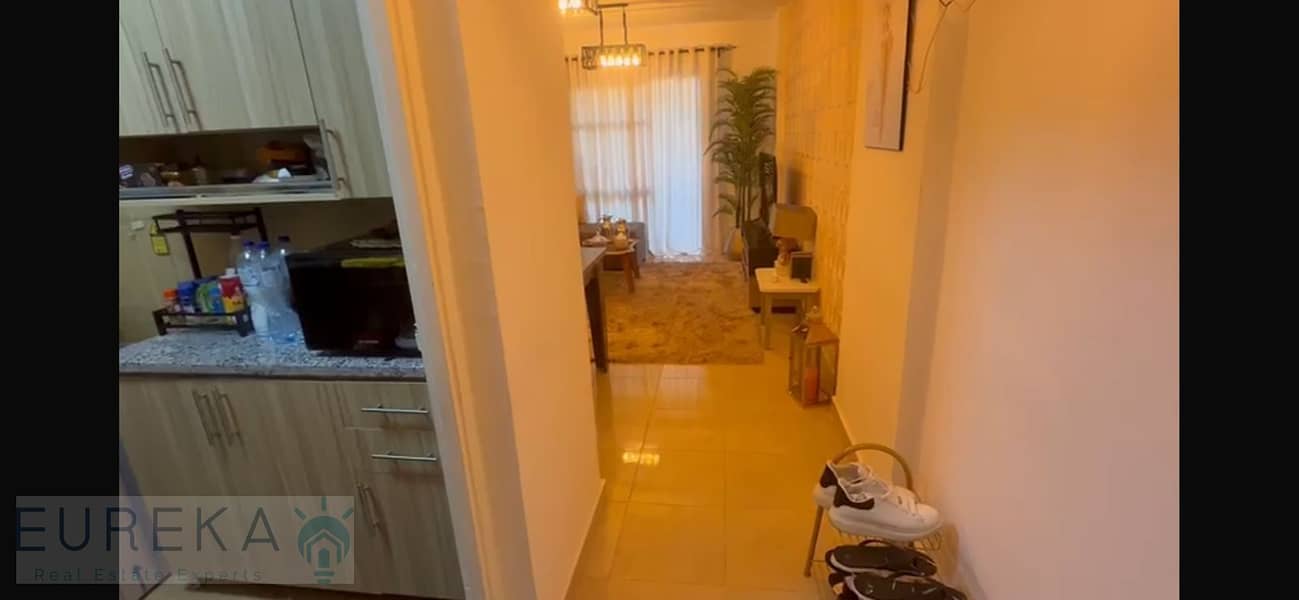 3 PHOTO-2025-10-28-20-00-40. jpg