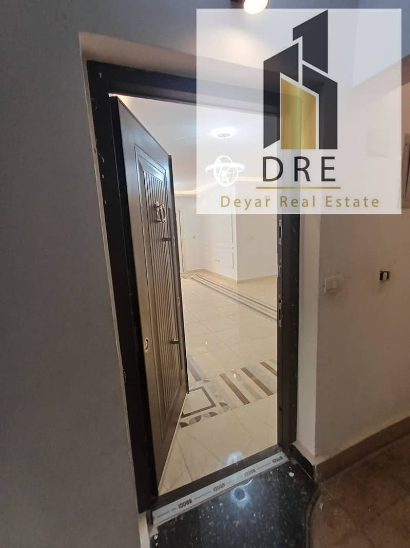 12 985fe90b-8f0d-49d1-8249-d021721fa29b. jpg