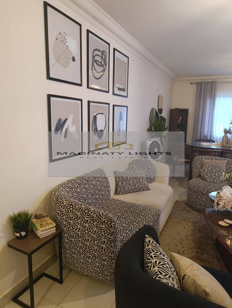 8 1a4e2003-f27f-45b2-a160-2697ec8bdf22. jpg