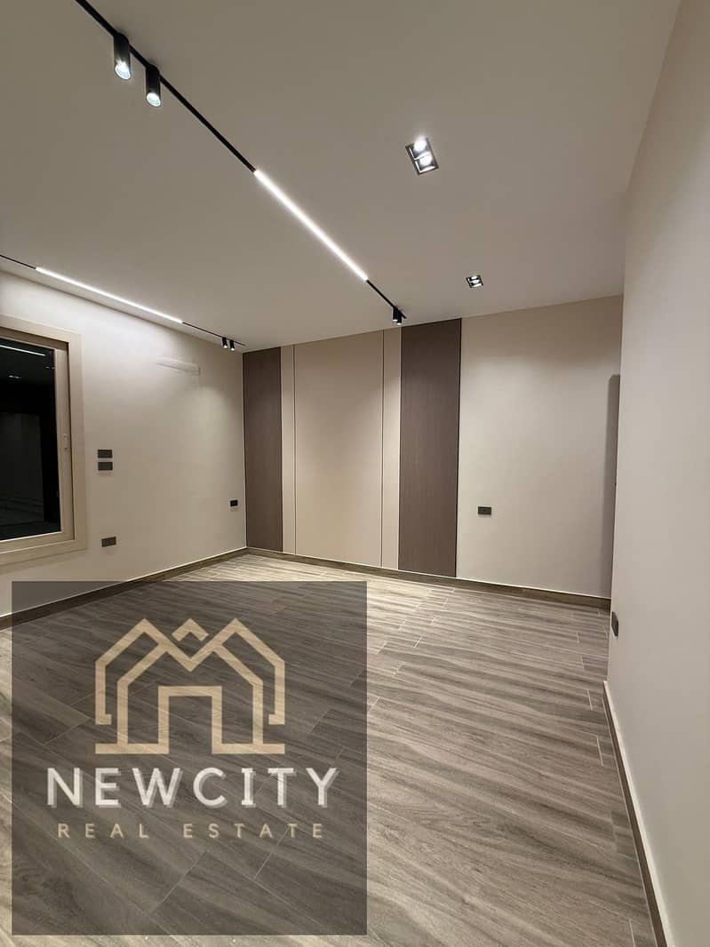 10 صورة واتساب بتاريخ 2025-11-01 في 12.52. 24_e2a3c303. jpg