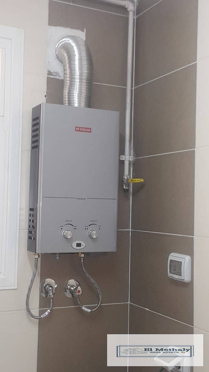 2 5fea2e4a-5123-4e65-a63f-f5746a7a4465. jpg