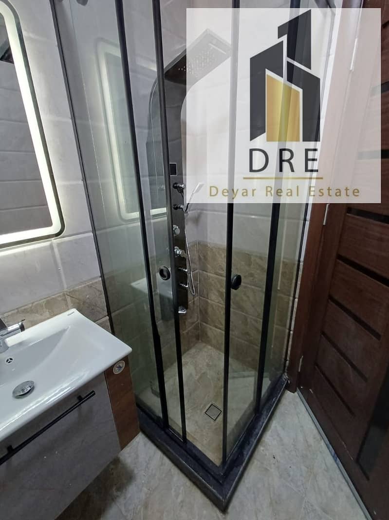 6 06e76e82-b696-4ffd-b4fb-be7efcb3ec03. jpg