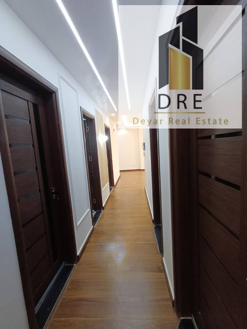 22 f2583662-2c0d-41de-bfc2-b6c066299f89. jpg