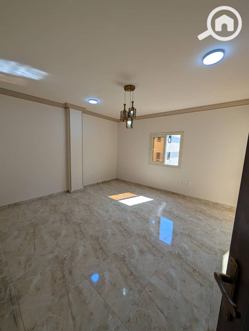 2 WhatsApp Image 2025-11-02 at 12.39. 19 PM (1). jpeg