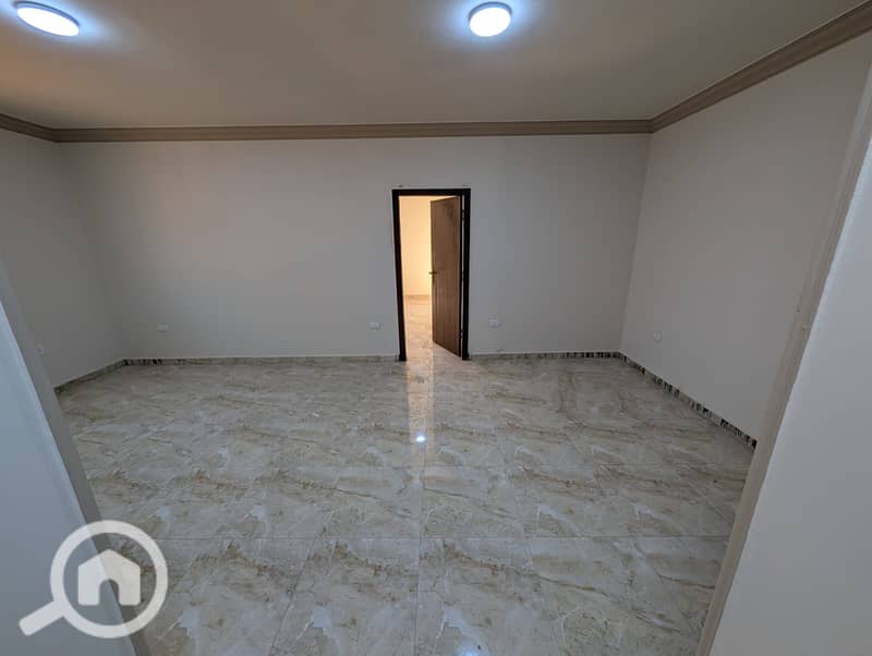 4 WhatsApp Image 2025-11-02 at 12.39. 20 PM (1). jpeg