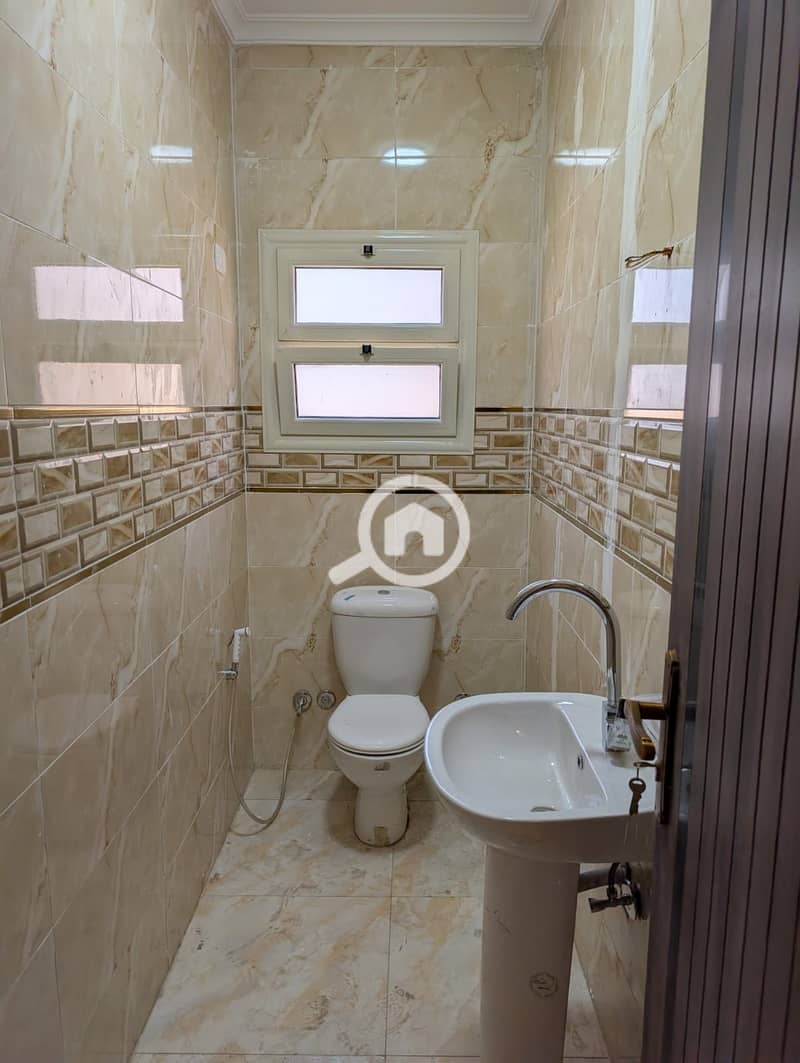 6 WhatsApp Image 2025-11-02 at 12.39. 21 PM (1). jpeg