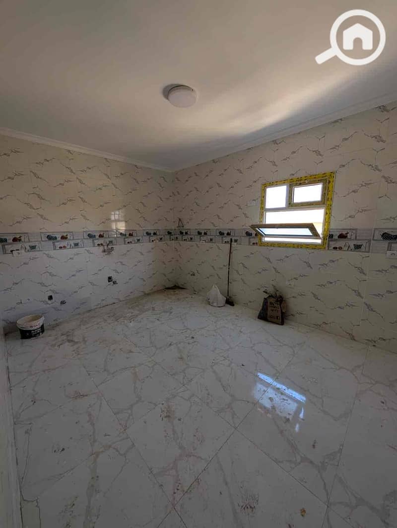 2 0b2deea8-1830-4cc1-ab9b-6e39981f5e11. jpg