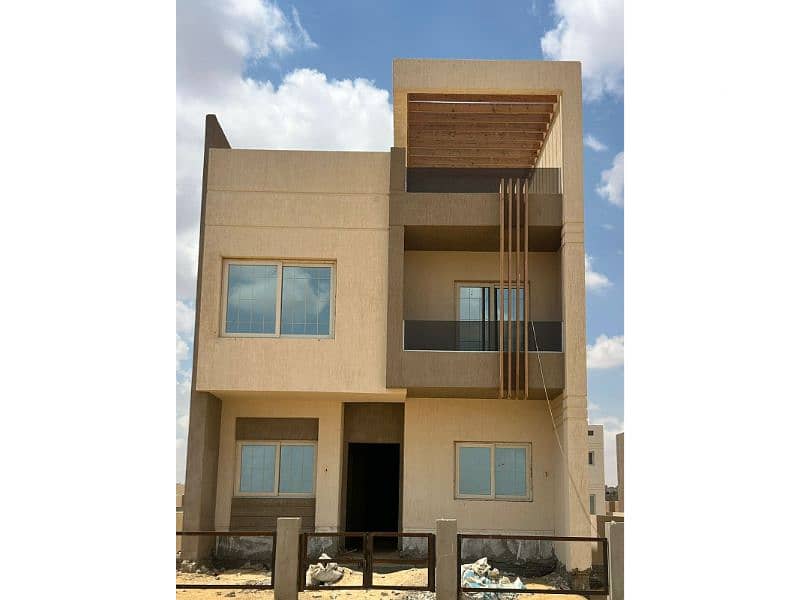 10 WhatsApp Image 2025-05-13 at 2.57. 35 PM. 1. jpg