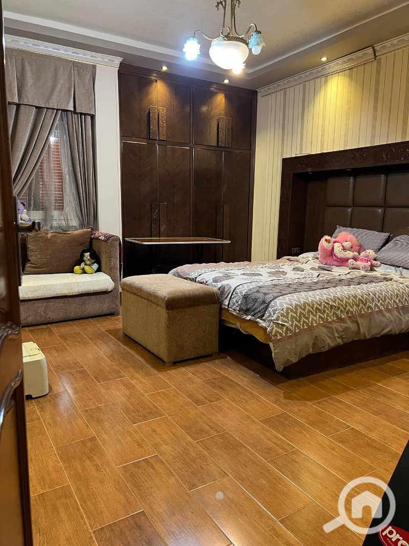 10 e688cdd3-6758-47b4-8a08-1ef5c0e5045a. jpg