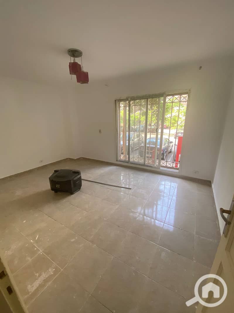 4 8e7b59cd-8af4-4fce-b27f-7c16ea0f34a5. jpg