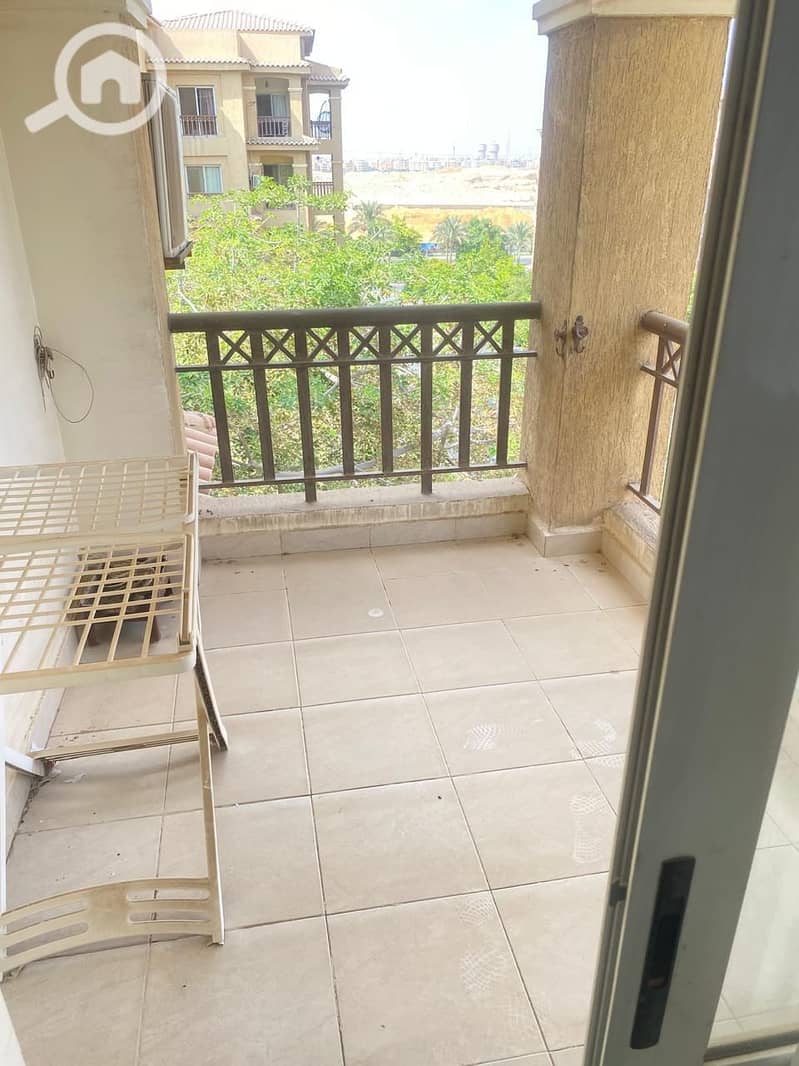 4 82021c63-79c4-4619-8a57-9e8bdf2e858d. jpeg