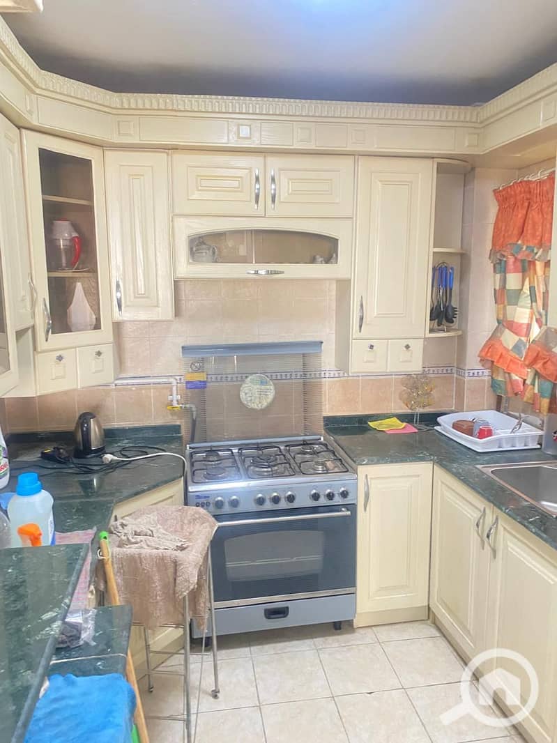 6 4e6084af-ca56-4b5a-a7fe-f4755a704bfc. jpeg