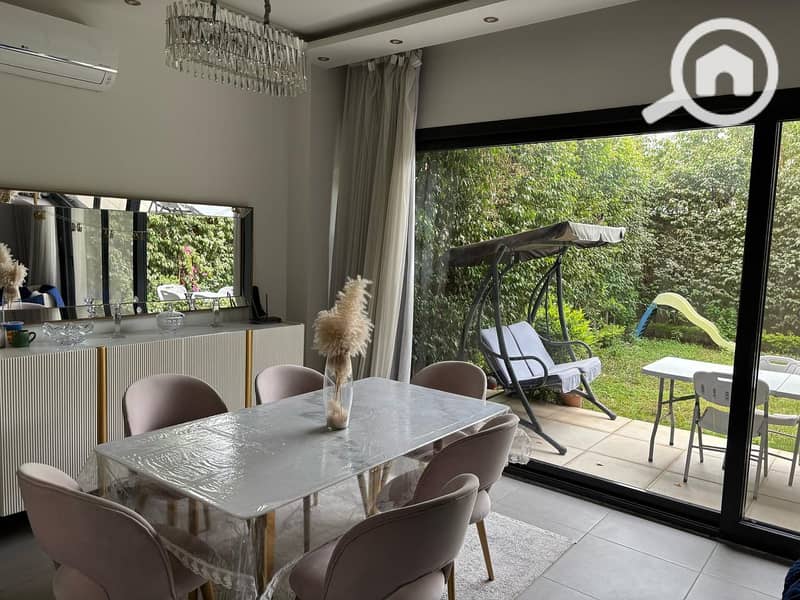 8 ce07b209-760b-46e5-a567-4ae771fff35d. jpg