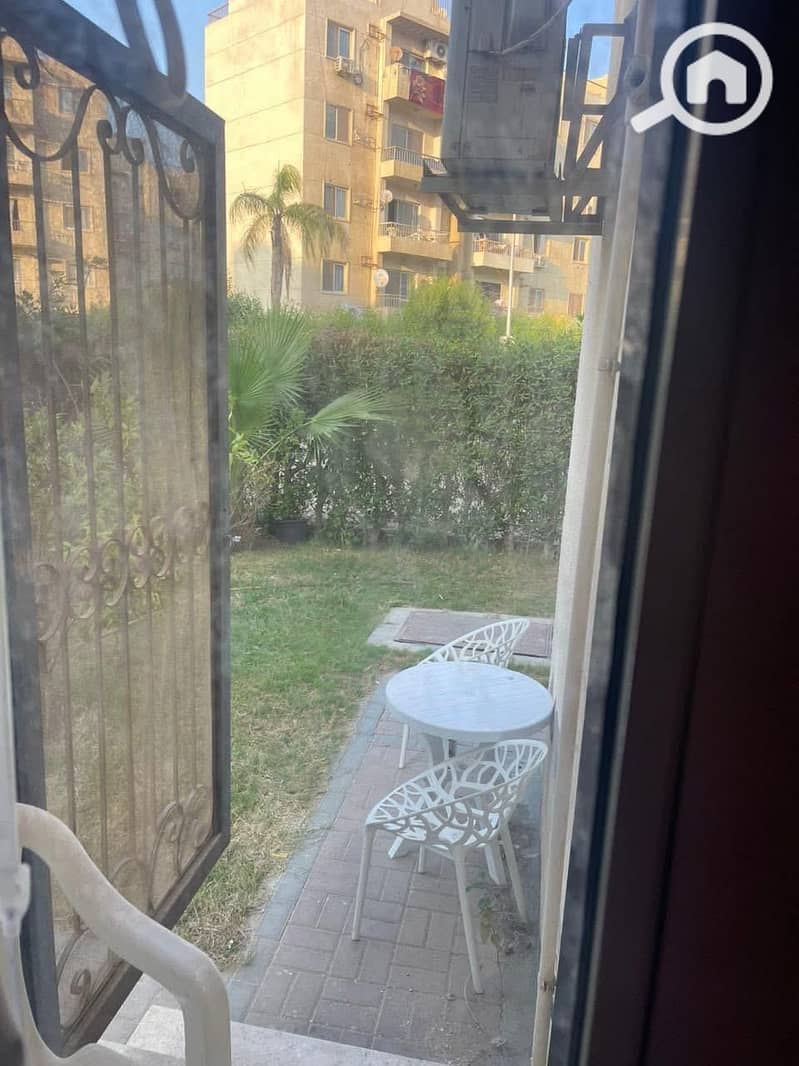 4 efe79b01-7563-4573-bdb3-dd73c8b0048f. jpeg