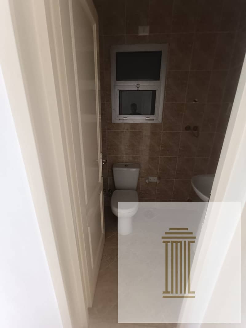 16 WhatsApp Image 2025-11-02 at 5.11. 11 AM. jpeg