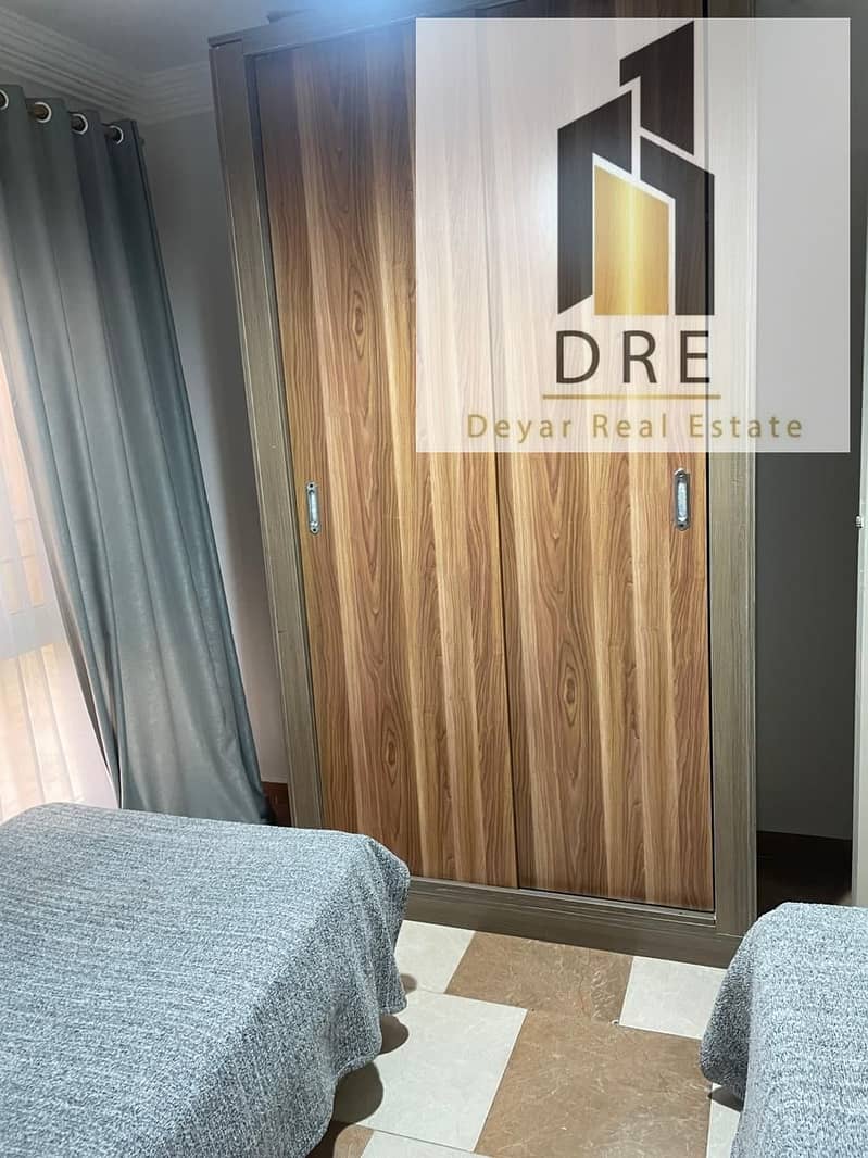 8 0803bfea-4e89-4930-99d2-bd27a1ed0082. jpg