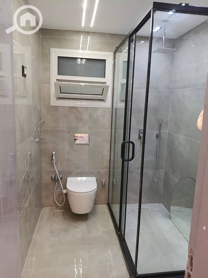 4 WhatsApp Image 2025-11-01 at 5.15. 51 PM. jpeg