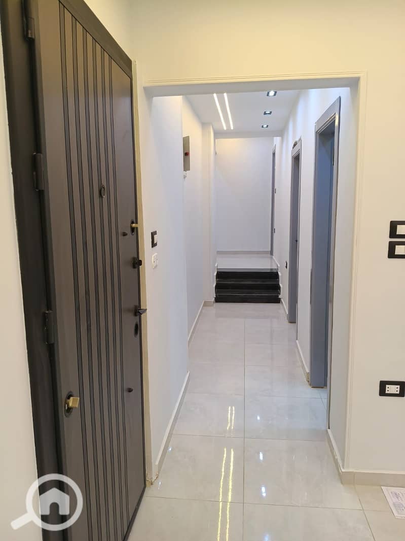 5 WhatsApp Image 2025-11-01 at 5.15. 54 PM. jpeg