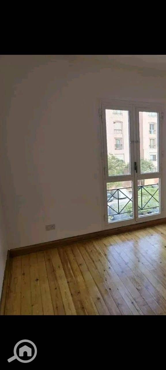 2 7e486cbc-e46b-4c18-b78d-a78d80b361d6. jpeg