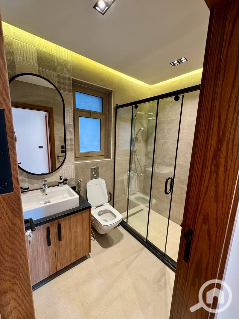 6 WhatsApp Image 2025-10-29 at 2.49. 17 PM (3). jpeg