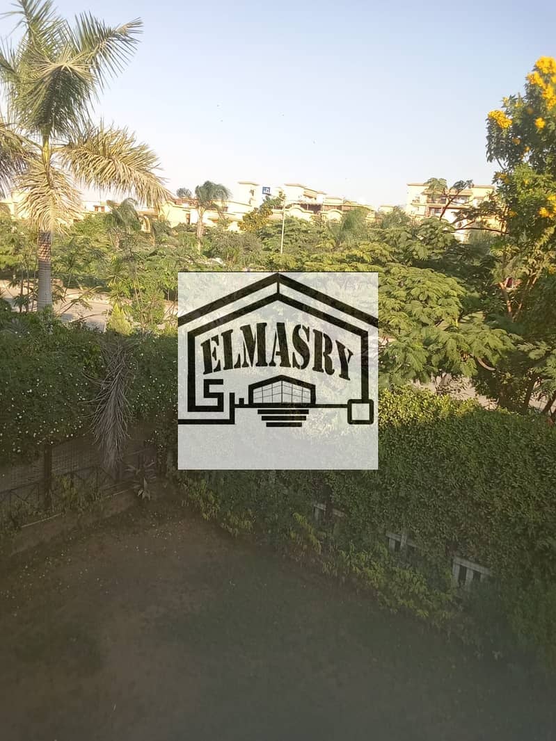 4 35c8bfe7-2a53-46f4-a0ef-0b6d8e3510cf. jpg