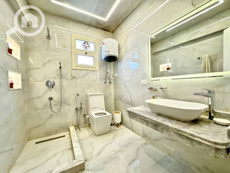 11 WhatsApp Image 2025-11-02 at 15.33. 38 (1). jpeg