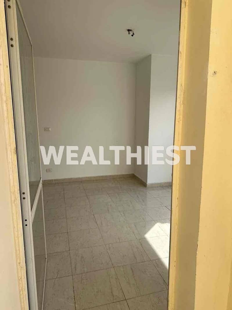 3 bc2d5716-1ff6-4807-84a4-1471b32c157d. jpg