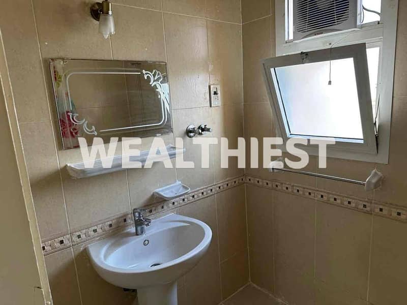 11 9f3380b6-549f-4dc2-83c0-a35ffc5dd013. jpg