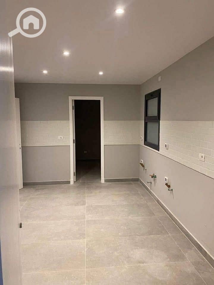 4 6a0d2d5a-3293-47e7-923d-b3581533aeba. jpg