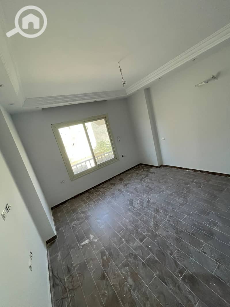 3 4f90d65c-6e81-4ffc-98c4-8eefa2d596d1. jpg