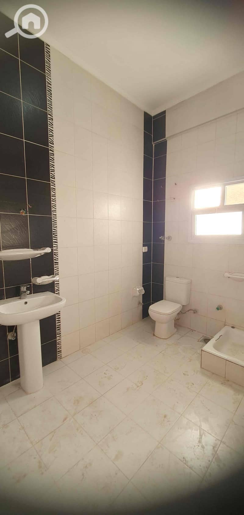 9 c927d7ca-3ee9-4751-a219-1a893dc6b4b6. jpg