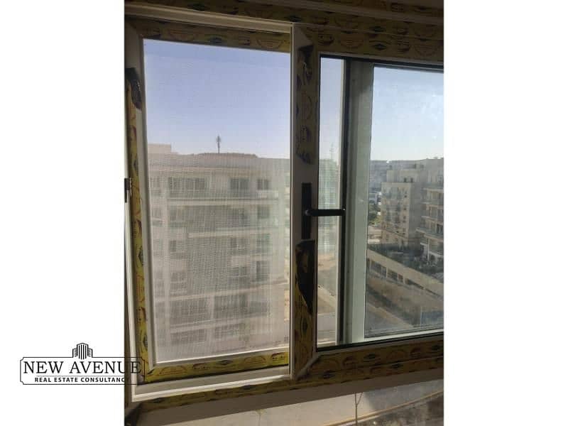 5 WhatsApp Image 2025-10-28 at 4.58. 23 PM (2). jpg