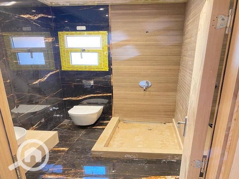 11 0713814c-5325-44bf-8774-990ccf85385e. jpeg