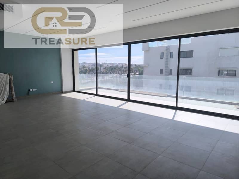 5 WhatsApp Image 2025-11-02 at 1.53. 28 PM (3). jpeg