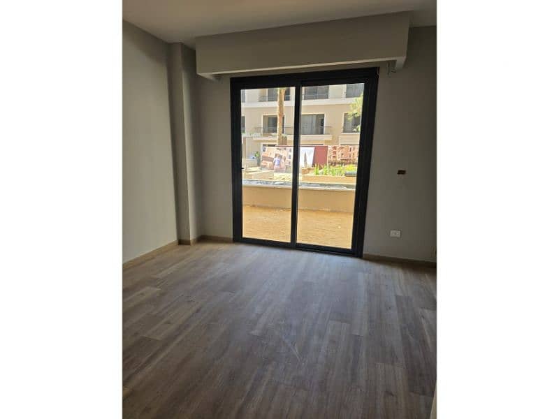 4 5b02e5d8-c2ae-448f-82e5-72f67e078cb5. jfif. jpg