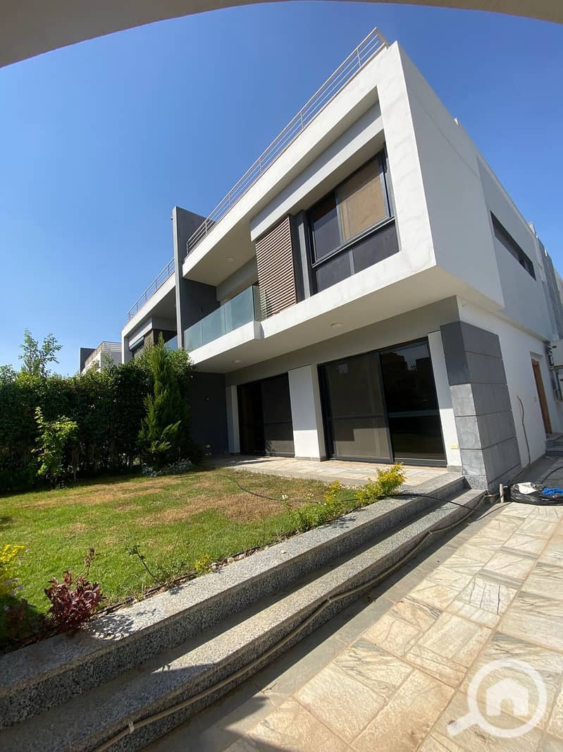 70e6cf52-5363-4f6a-87ff-4a008d61cd30. jpeg