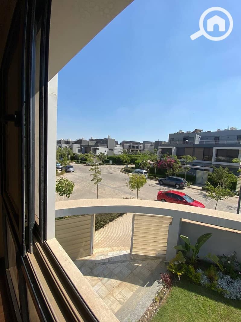 10 67829346-2ef3-4d79-9689-c30c300f48ee. jpeg